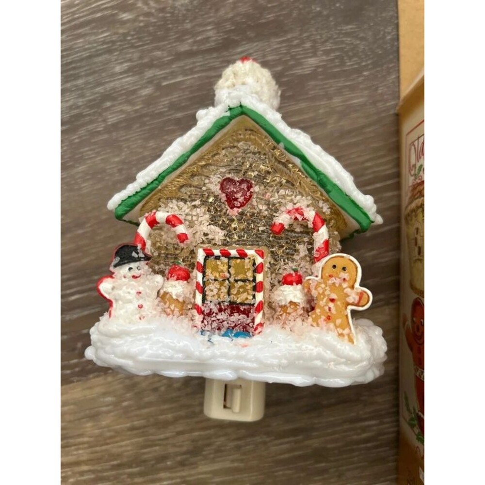 Gingerbread Christmas Nightlight in Box